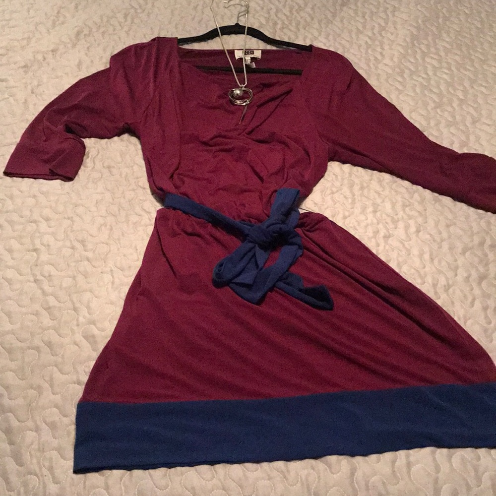 Dress - Picture 1 of 1